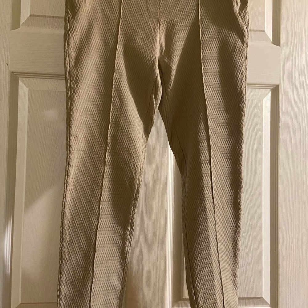 Lila Rose tan stretchy casual slacks size 10